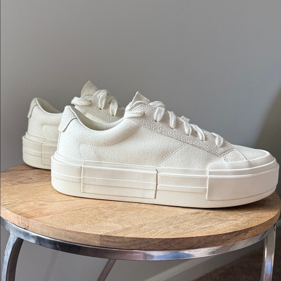 Converse Shoes - Converse Chuck Taylor Cruise Sneaker